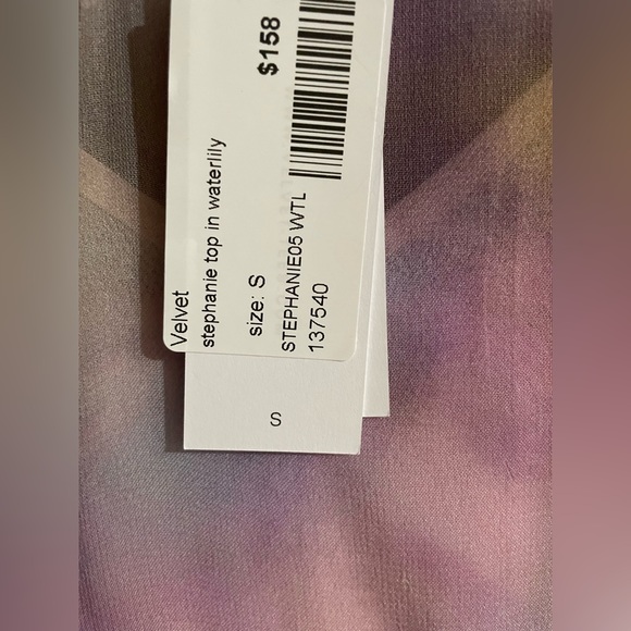 NWT Sz. Small Velvet by Graham & Spencer Stephanie Waterlily Top - Picture 5 of 7